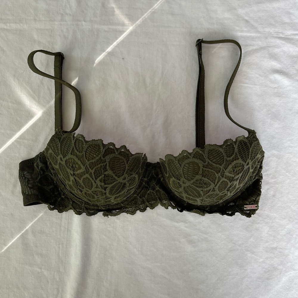 Victoria’s Secret Date Bra